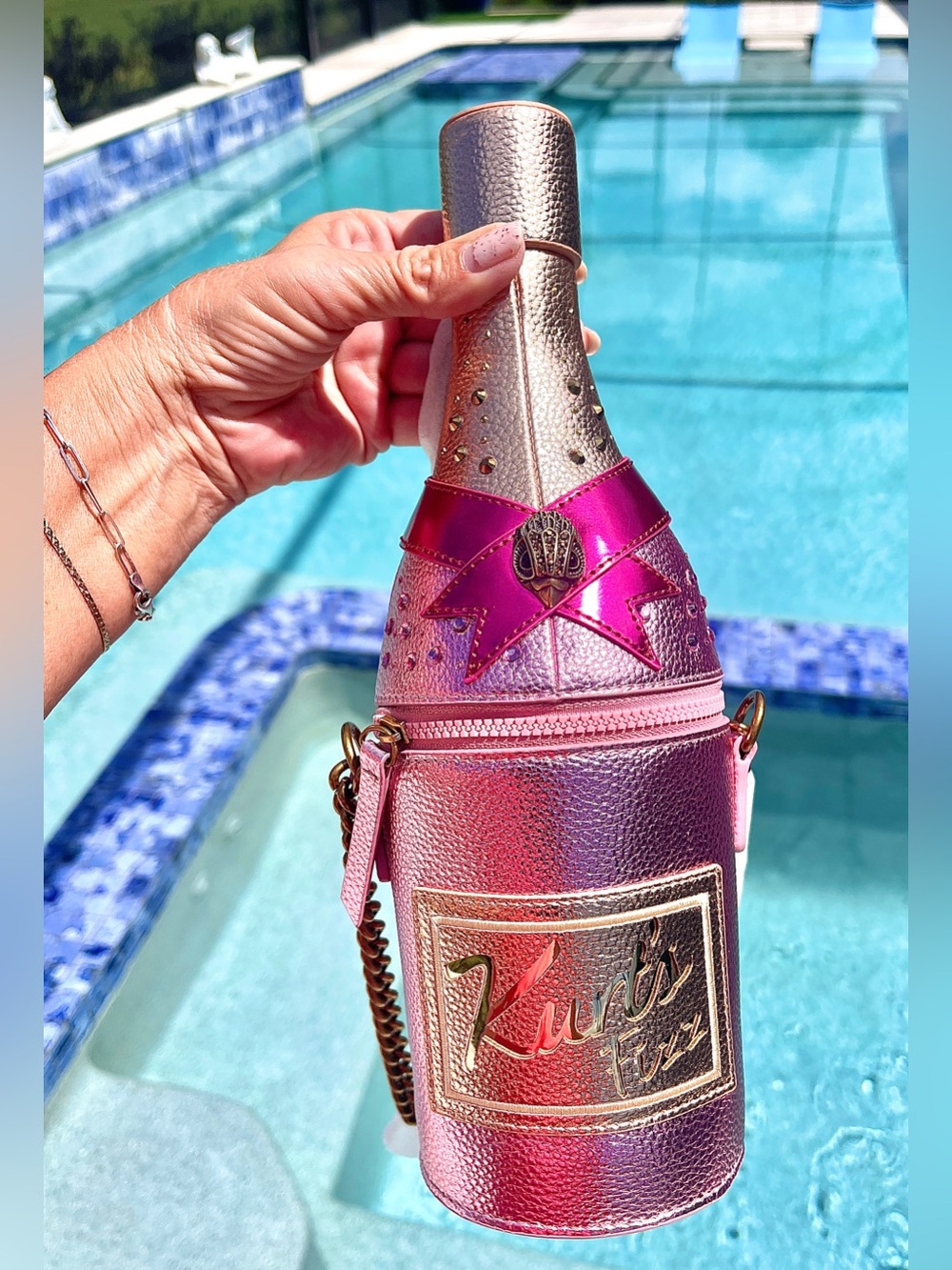 Kurt Geiger Champagne Bottle Crossbody Purse Pinks & Gold PU Leather/Dust BagNWT - Picture 3 of 17